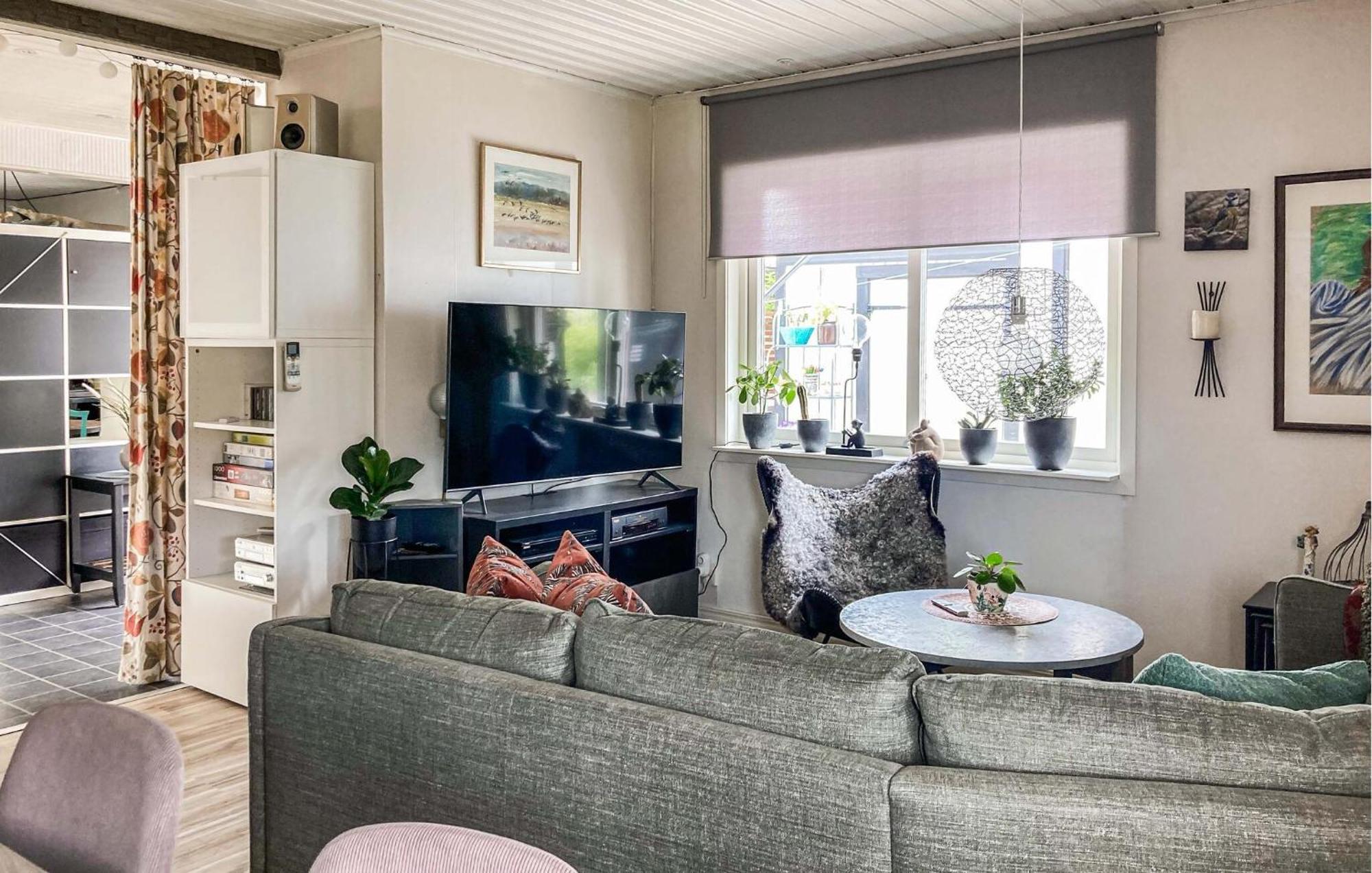 Cozy Home In Borgholm With Wifi Kültér fotó
