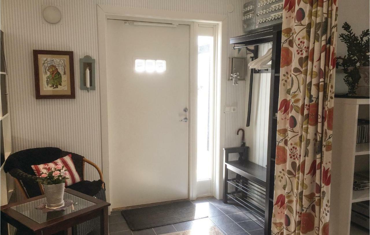 Cozy Home In Borgholm With Wifi Kültér fotó